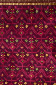 Magenta And Pink Silk Cotton Handwoven Jamdani Saree With Chevron And Ethnic Designs Without Blouse