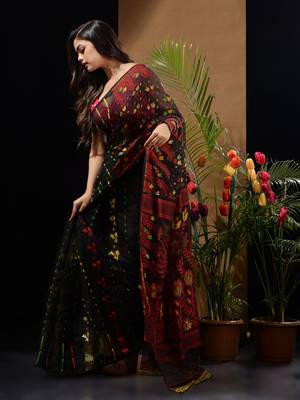 Black cotton Jamdani Saree With Multicolour Floral Designs Without Blouse 3