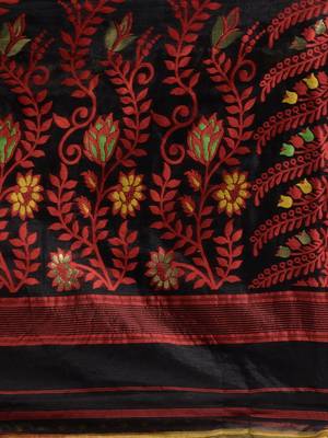 Black cotton Jamdani Saree With Multicolour Floral Designs Without Blouse 5