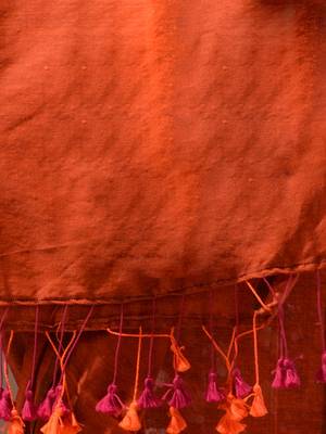 Orange And Magenta Half N Half Cotton Handspun Soft Saree With Pompom 5