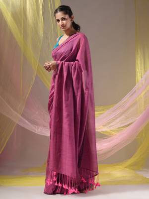 Lavender Cotton Handspun Soft Saree With Pompom 3