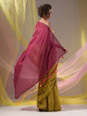 Corn Yellow Cotton Handspun Soft Saree With Contrast Magenta Pallu 5