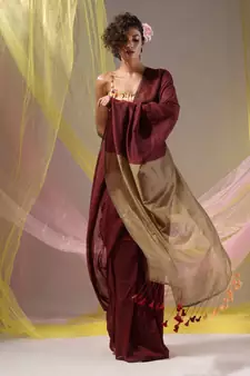 Maroon Cotton Handspun Soft Saree With Contrast Beige Pallu