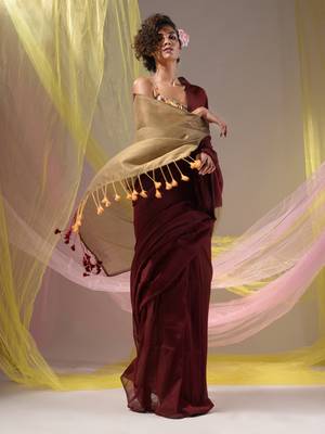 Maroon Cotton Handspun Soft Saree With Contrast Beige Pallu 3
