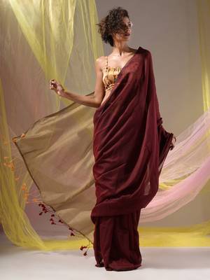 Maroon Cotton Handspun Soft Saree With Contrast Beige Pallu 5
