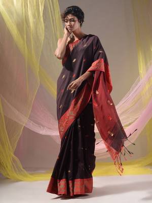 Brown Cotton Handspun Soft Saree With Nakshi Border And Contrast With Red Pallu 2