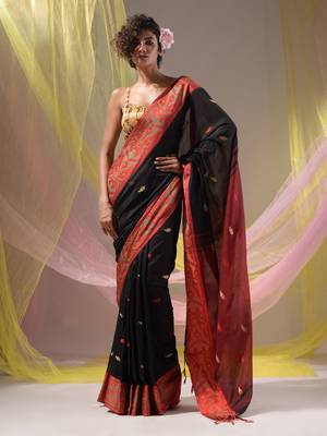 Black Cotton Handspun Soft Saree With Nakshi Border And Contrast With Red Pallu 1