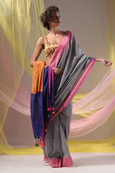 Grey Cotton Handspun Soft Saree With Contrast Multicolor Pallu