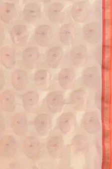Cream Silk Matka Soft Saree With Paisley Motifs