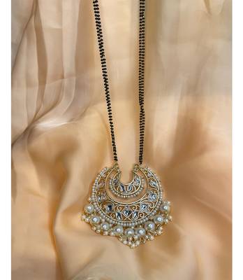 Yellow diamond mangalsutra 1