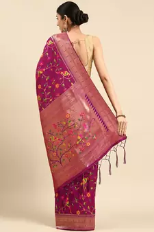 Light violet woven kanchipuram silk saree with blouse
