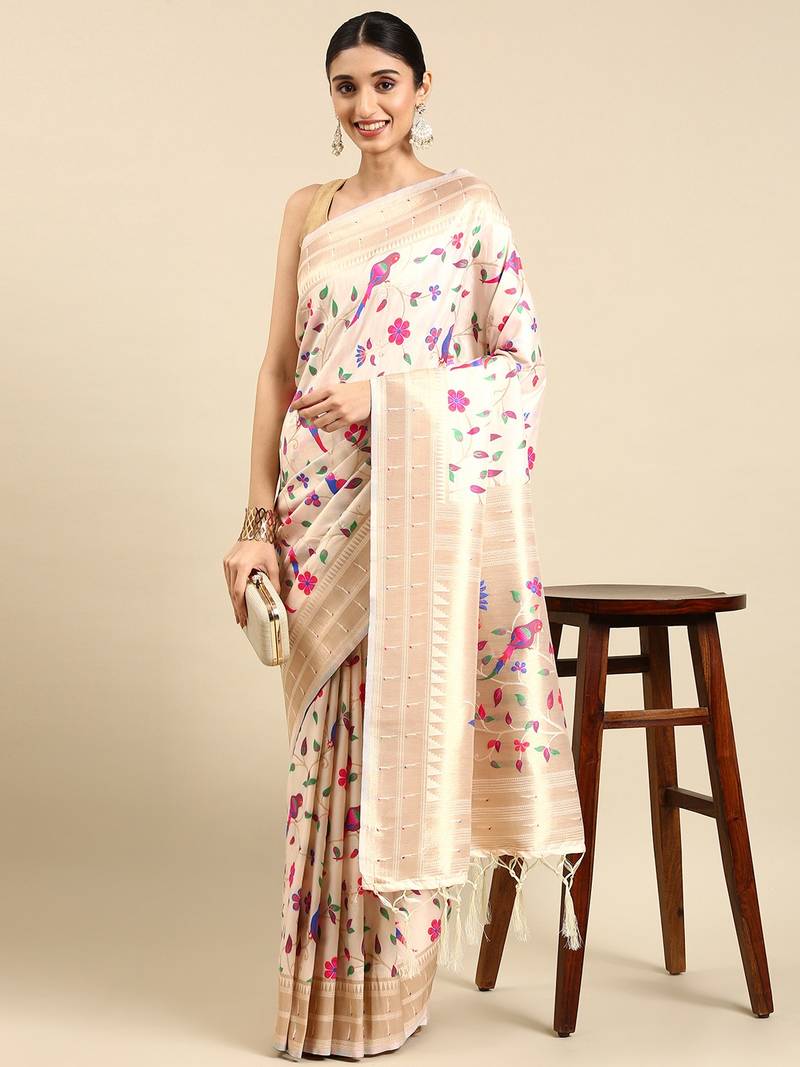 Off white woven kanchipuram silk saree with blouse