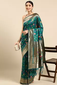 Green woven kanchipuram silk saree with blouse