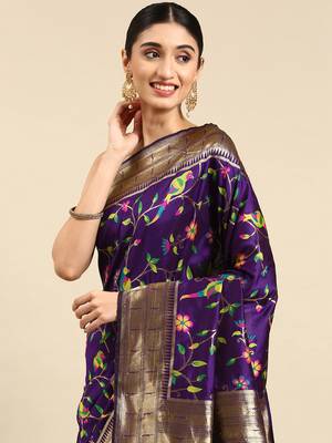 Violet woven kanchipuram silk saree with blouse 3