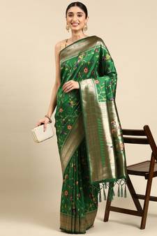 Dark green woven kanchipuram silk saree with blouse
