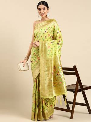 Light green woven kanchipuram silk saree with blouse 1