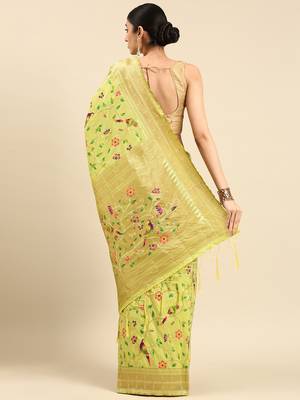 Light green woven kanchipuram silk saree with blouse 2