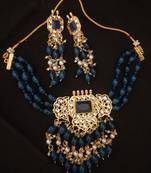 Multicolor necklaces