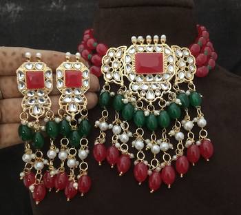 Multicolor necklaces 1