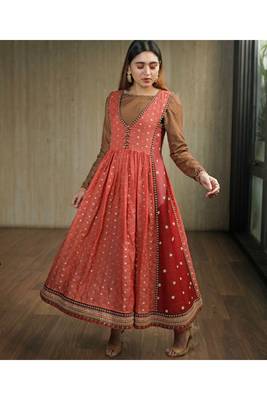 Embroidered Kurta With Brown Textured Top And Churridar 1