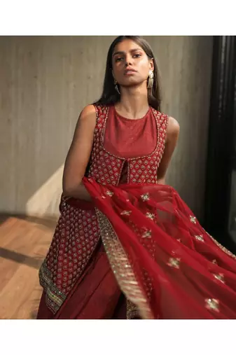 Mroon Asymmetric Angrakha With Embroidered Dupatta And Churridar
