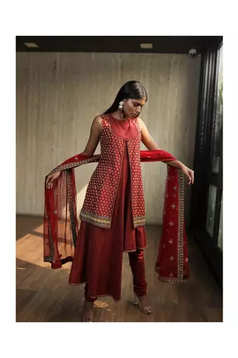 Mroon Asymmetric Angrakha With Embroidered Dupatta And Churridar