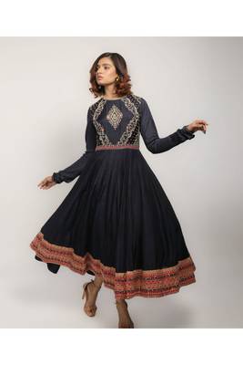 Navy Blue Embroidered Anarkali Set 2