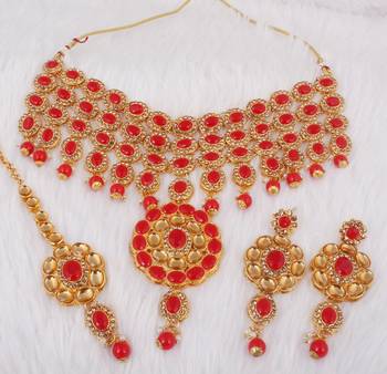 Red cubic zirconia necklace-sets 2