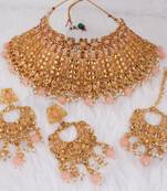 Beige cubic zirconia necklace-sets