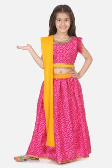 Bandhani Net pleated Sleeves Lehenga- Pink