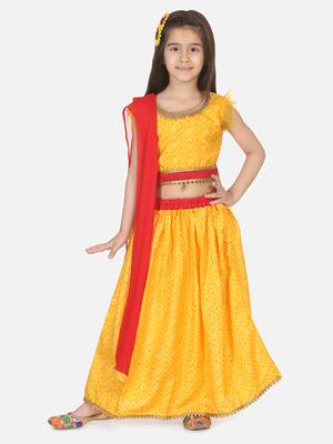 Bandhani Net pleated Sleeves Lehenga- Yellow 1