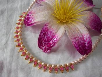 Pink beads pearl necklace 1