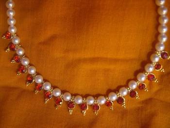 Maroon  Beads Pearl Necklace 1