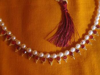 Maroon  Beads Pearl Necklace 2
