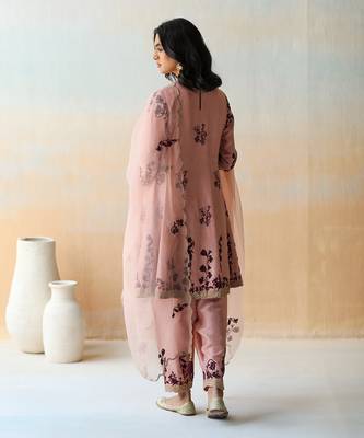 Onion Pink Kurta Set 5