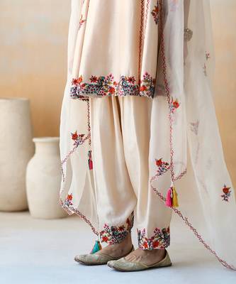 Ivory Kurta Set 4