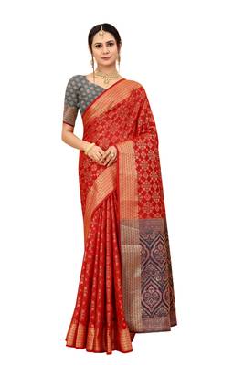 Red Woven Patola Saree With Blouse 1