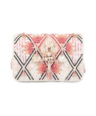 White Flap Clutch 1