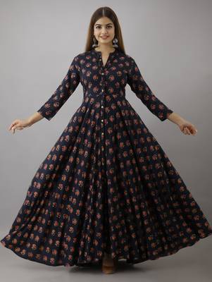 ftDia Women Floral Printed Flared Kurta in Dark Blue 1