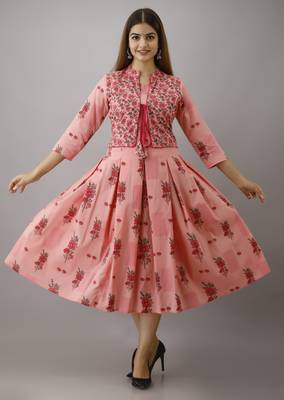 Women Floral Flared Jacketed Kurta in Pink 1
