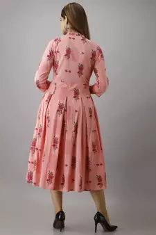 Women Floral Flared Jacketed Kurta in Pink