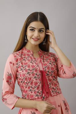Women Floral Flared Jacketed Kurta in Pink 4