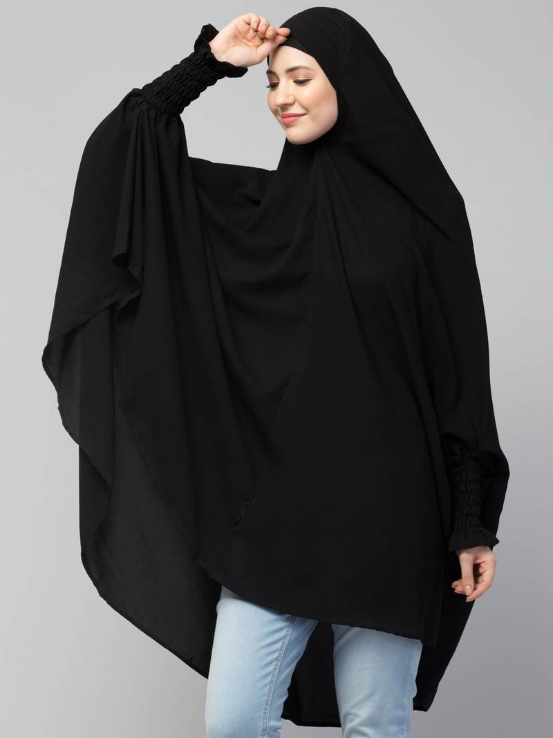 Nazneen Matt Nida smoking at  sleeve  prayer khimar  Hijab