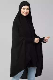 Nazneen Matt Nida smoking at  sleeve  prayer khimar  Hijab