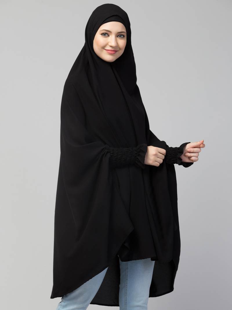 Nazneen Matt Nida smoking at  sleeve  prayer khimar  Hijab