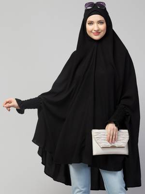Nazneen Matt Nida smoking at  sleeve  prayer khimar  Hijab 4