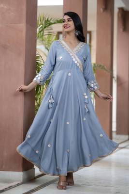 ftDiva Women Emblished Angarakha Flared Kurta in Grey 1