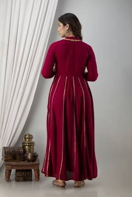 Women Emblished Openfront Anarkali Kurta in Maroon 2