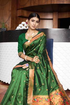Green Woven Zari Silk Saree With Blouse 4