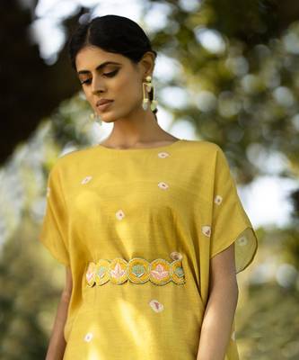 Top + Tulip Pants 3